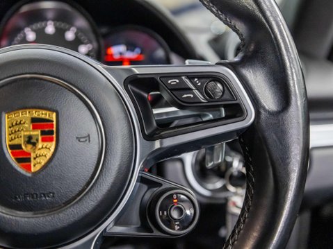 Porsche 718 Cayman 2.0T Coupe GPF 2dr Petrol PDK Euro 6 (s/s) (300 ps) 42