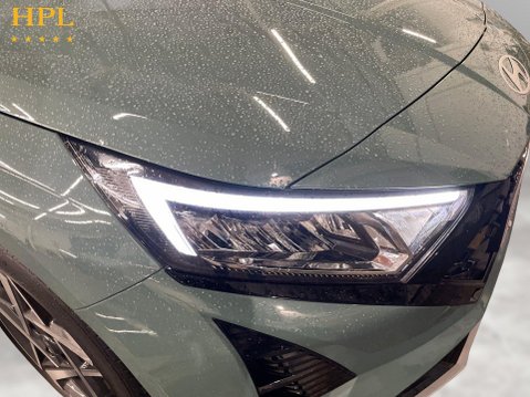 Hyundai i20 1.0 T-GDi Premium Hatchback 5dr Petrol DCT Euro 6 (s/s) (100 ps) 9