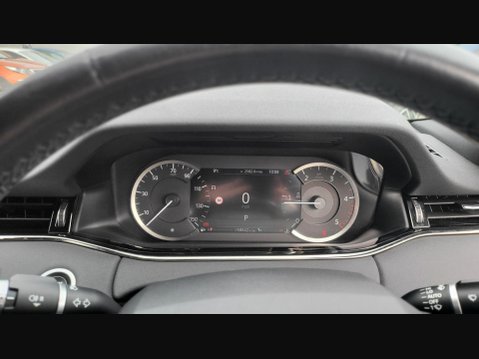 Land Rover Range Rover Evoque R-DYNAMIC S MHEV 28