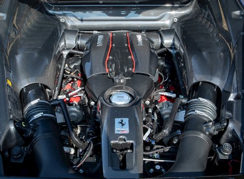 Ferrari 488 Pista 35