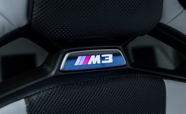 BMW M3 COMPETITION M XDRIVE TOURING 13
