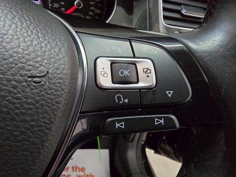 Volkswagen Golf 1.4 TSI SE Nav Euro 6 (s/s) 5dr 37