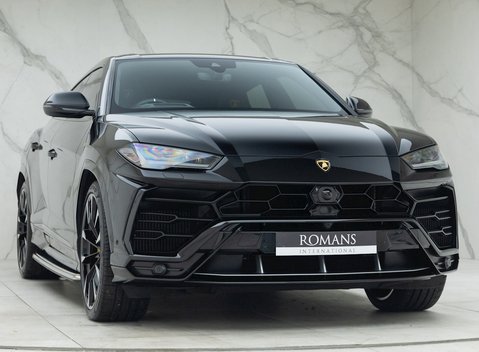 Lamborghini Urus 1