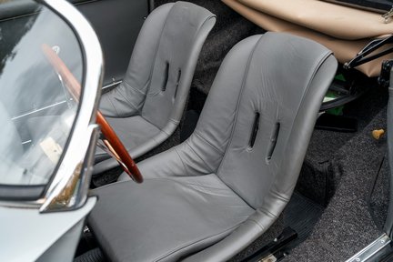 Porsche 356 Speedster 30