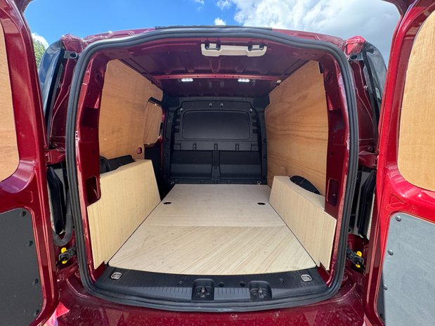 Ford Transit Connect SWB L1H1 [SOLD SM] Low Roof Limited Air Con Alloys Cam Nav EURO 6 9