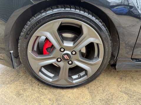 Ford Fiesta 1.6 Fiesta ST-3 T 3dr 50