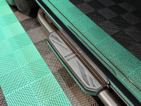 Land Rover Defender 3.0 D250 MHEV X-Dynamic S Auto 4WD Euro 6 (s/s) 3dr 37