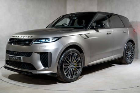 Land Rover Range Rover SV EDITION ONE. FULL SATIN PPF. CARBON CERAMIC BRAKES. SLIDING PANO ROOF. 3