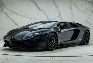 Lamborghini Aventador S LP 740-4 ROADSTER