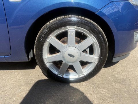 Ford Fiesta 1.4 Zetec Blue Edition 5dr 17