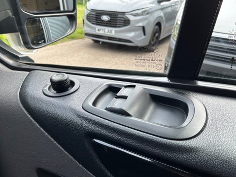 Ford Transit Custom 2.0 280 EcoBlue Limited Auto L1 H1 Euro 6 (s/s) 5dr 38