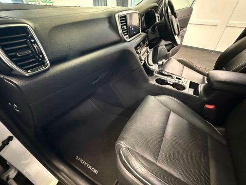 Kia Sportage 1.6 Sportage 4 CRDi ISG MHEV 4x4 Semi-Auto 4WD 5dr 63