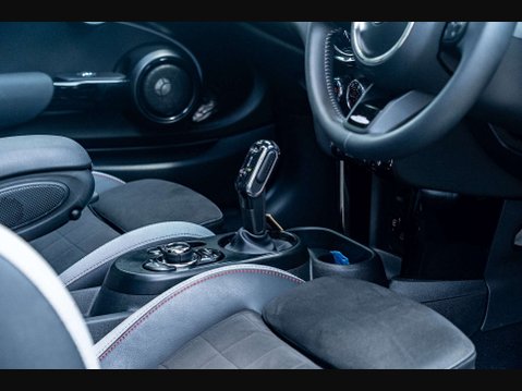 Mini Hatch 2.0 John Cooper Works Auto 3dr 17