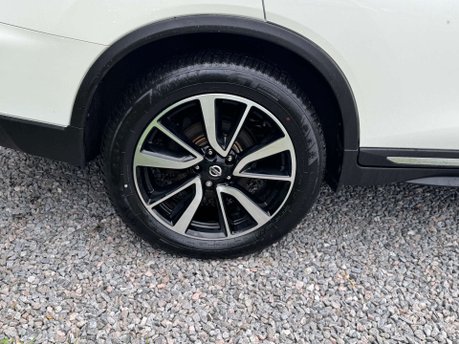 Nissan X-Trail 1.7 X-Trail Tekna dCi 4x4 4WD 5dr 13