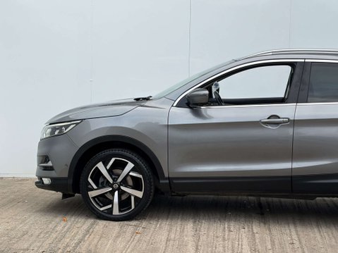 Nissan Qashqai 1.3 Qashqai Tekna DiG-T Semi-Auto 5dr 51