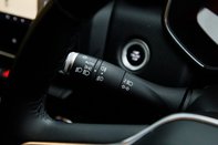 Renault Clio ICONIC TCE 16