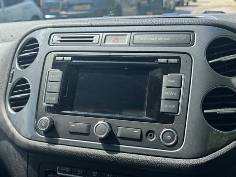 Volkswagen Tiguan 2.0 TDI BlueMotion Tech Match SUV 5dr Diesel DSG 4 21