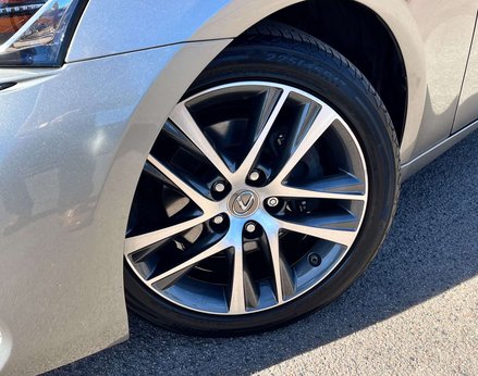 Lexus Is 2.5 IS 300h Advance CVT 4dr 3