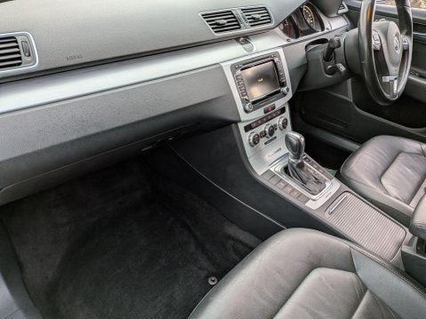 Volkswagen Passat 2.0 TDI BlueMotion Tech Alltrack DSG 4Motion Euro 5 (s/s) 5dr 22