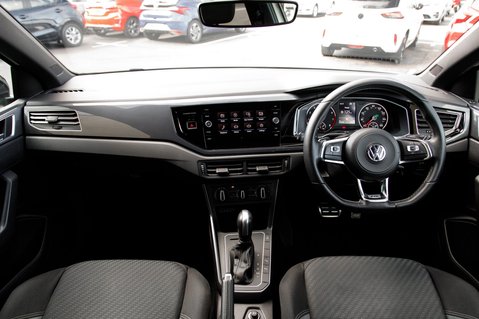 Volkswagen Polo R-LINE TSI DSG 3