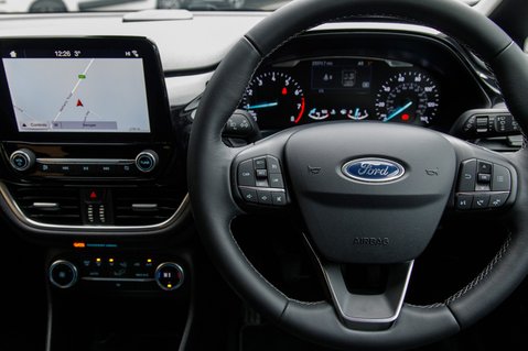 Ford Fiesta TITANIUM 18