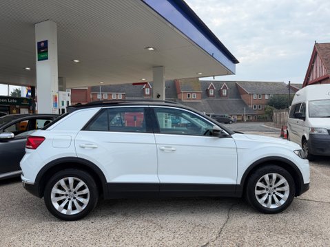 Volkswagen T-Roc SE TSI EVO 4