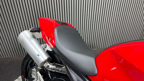 Ducati Monster 696 2011 ONLY 5K SERVICED WARRANTY 696CC LONG MOT VERY CLEAN NAKED 16
