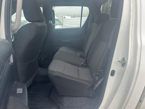 Toyota Hilux ACTIVE 4WD D-4D DCB 18