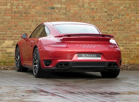 Porsche 911 (991) Turbo S 13