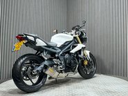 Triumph Street Triple 2013 ONLY 19K, QUICKSHIFTER, ARROW PIPE, NEW MOT 3