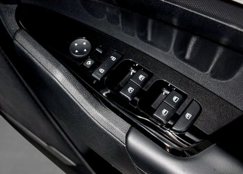 Kia Sportage 1.6 Sportage 3 HEV Auto 5dr 31