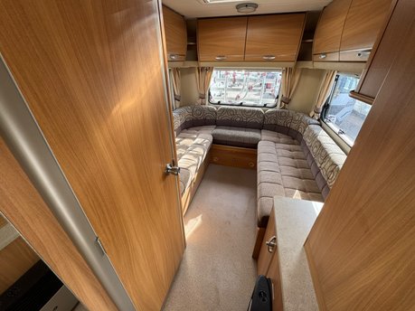 Swift Sundance 630 L 6 berth 10