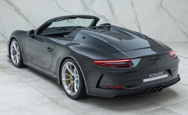 Porsche 911 SPEEDSTER (991) 12