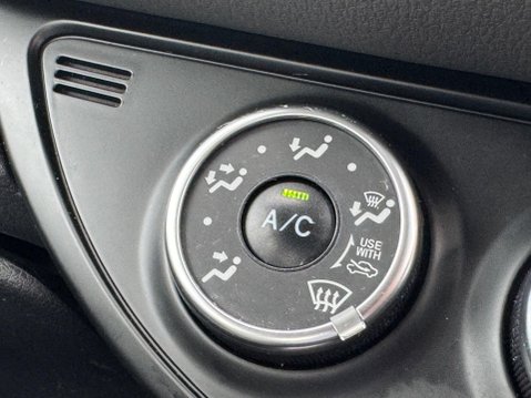 Toyota Yaris 1.5 VVT-i Icon Euro 6 5dr 21