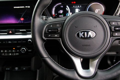 Kia Niro 4 PLUS 20