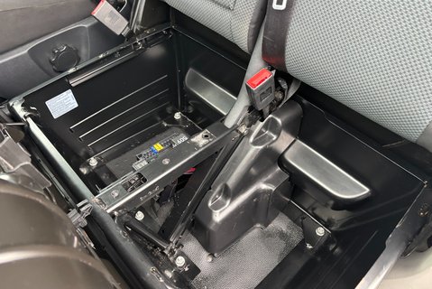 Volkswagen Transporter T32 204 ps Tdi Highline 4Motion DSG Panel Van - Factory Diff Lock 16