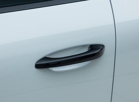 Porsche Macan GTS 34