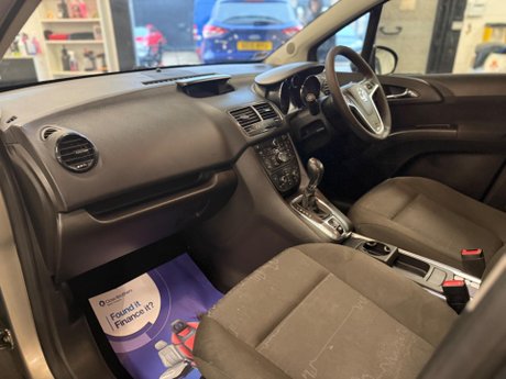 Vauxhall Meriva 1.7 CDTi Exclusiv Auto Euro 5 5dr 31