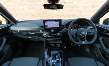 Audi RS4 Avant Vorsprung 19