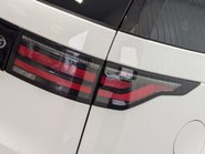 Land Rover Discovery 3.0 Discovery R-Dynamic S D MHEV Auto 4WD 5dr 43