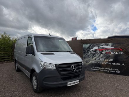 Mercedes-Benz Sprinter 2.0 315 CDI Progressive Panel Van 5dr Diesel Manual RWD L2 H1 Euro 6 (s/s)