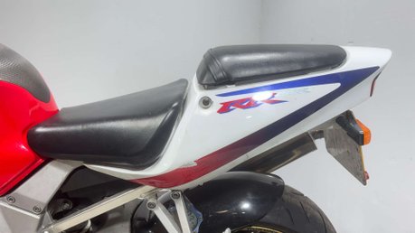 Honda CBR 2009 CBR900 FIREBLADE 29K ICONIC 1 OWNER SPORTS TRACK BIKE 19