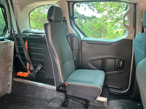 Citroen Berlingo BLUEHDI EDITION 9