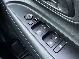 Hyundai BAYON 1.0 Bayon SE Connect TGDi MHEV Auto 5dr 50