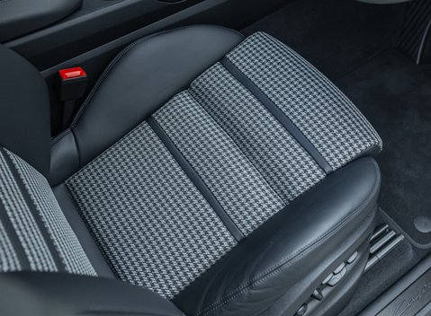 Porsche Cayenne TURBO E-HYBRID COUPE 18