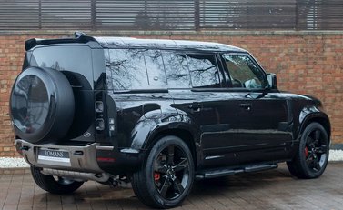Land Rover Defender 110 X P400 7
