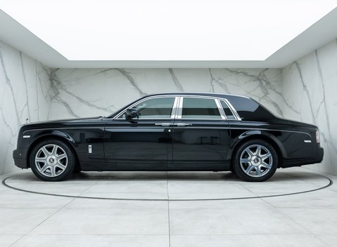 Rolls-Royce Phantom Series II 2