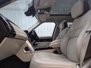 Land Rover Range Rover 4.4 Range Rover Autobiography SDV8 Auto 4WD 5dr 56