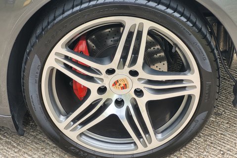 Porsche 911 CARRERA 4 TIPTRONIC S 22