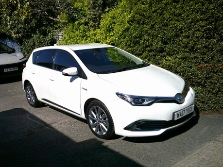 Toyota Auris VVT-I EXCEL TSS ONLY 32,000 MILES FROM NEW